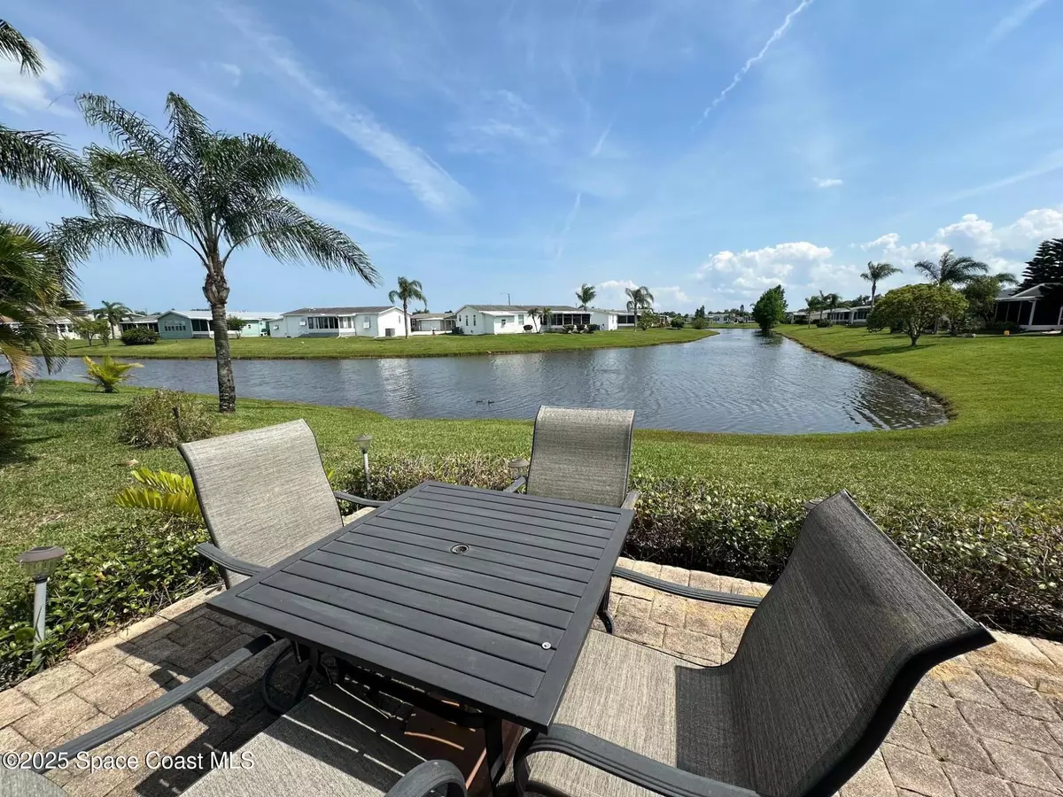 Cocoa, FL 32926,494 Outer DR