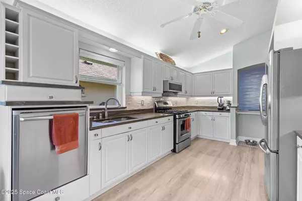 Melbourne, FL 32934,3964 Saint Armens CIR