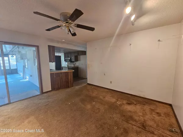 Palm Bay, FL 32909,320 Algiers AVE SE