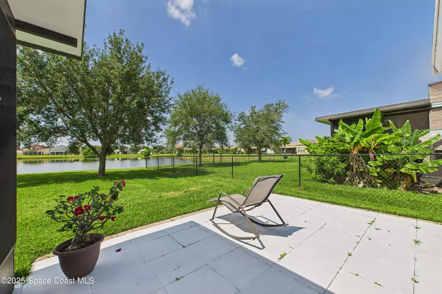 1521 Dittmer CIR SE, Palm Bay, FL 32909