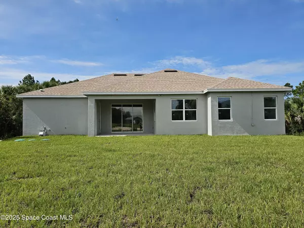 Palm Bay, FL 32908,571 Fondulac ST