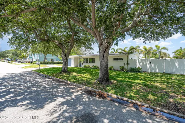 8103 Magnolia AVE, Cape Canaveral, FL 32920