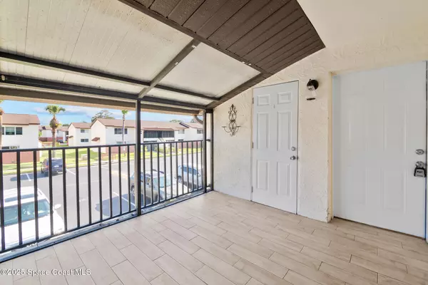 Melbourne, FL 32934,627 Ridge Club DR #14