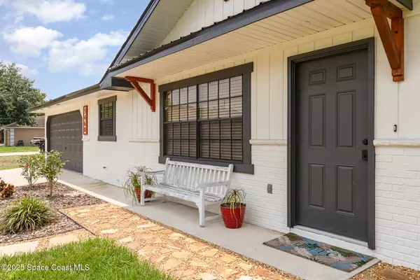 5460 Holden RD, Cocoa, FL 32927