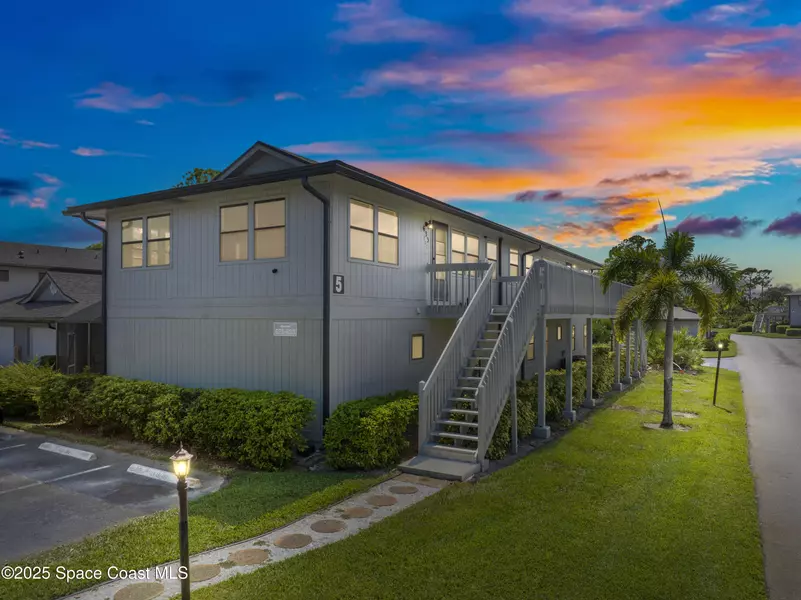 633 Centre CT SW #202, Vero Beach, FL 32962