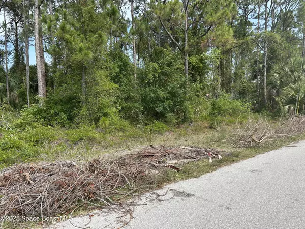 1474 Hardey RD SW, Palm Bay, FL 32908