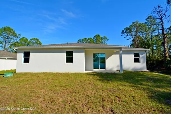 Palm Bay, FL 32908,883 Parrotfish ST SW