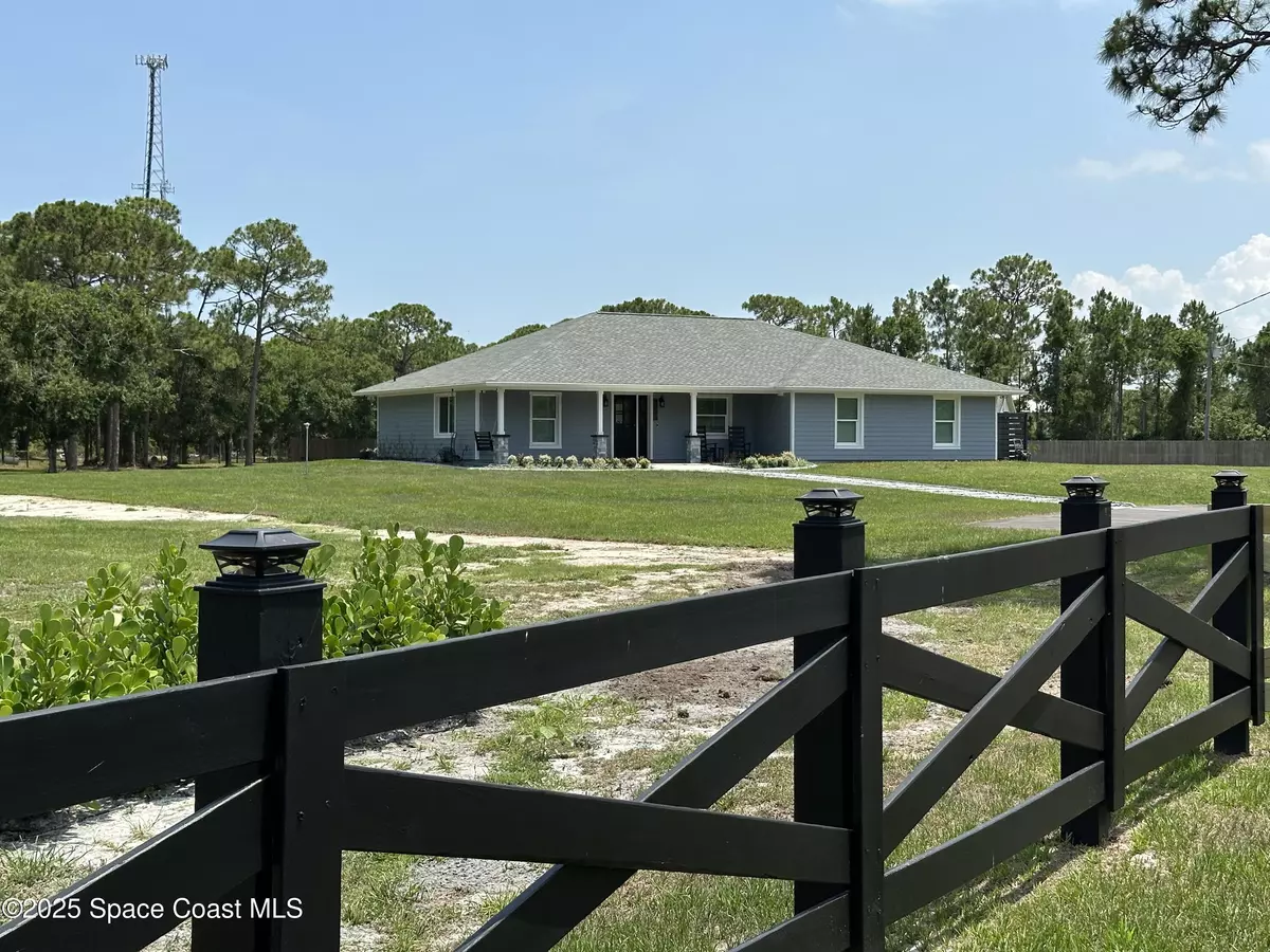 Grant-valkaria, FL 32949,4135 Grant RD