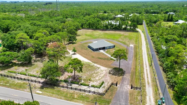 4135 Grant RD, Grant-valkaria, FL 32949