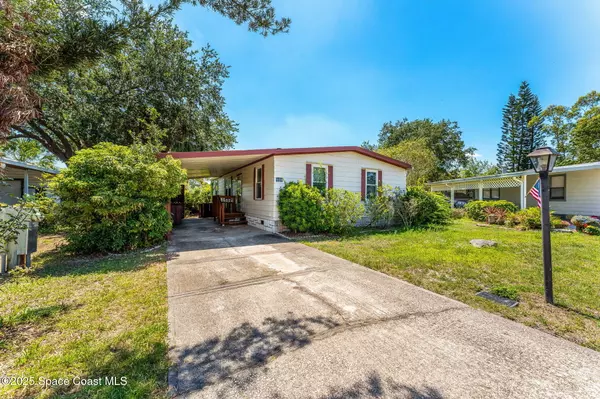 4458 Twin Lakes DR, Melbourne, FL 32934