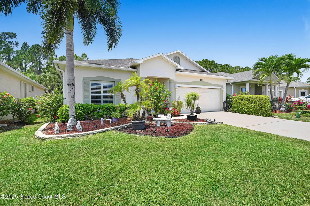Palm Bay, FL 32909,2263 Chinaberry CIR SE