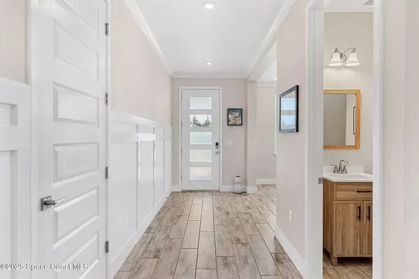 Satellite Beach, FL 32937,786 Clearwater AVE