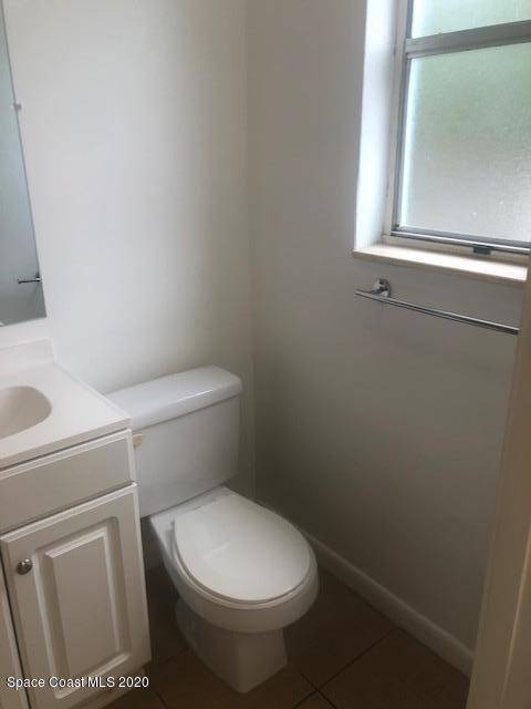 Merritt Island, FL 32952,765 Sara Jane LN