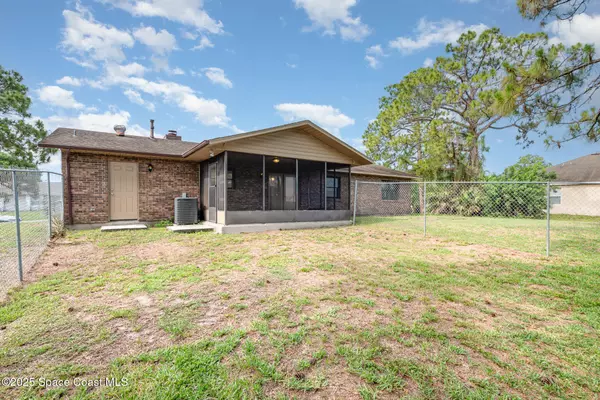 Palm Bay, FL 32907,1535 Starboard ST NW