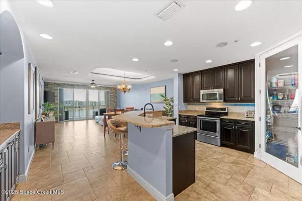 Cocoa Beach, FL 32931,4125 West End RD #405