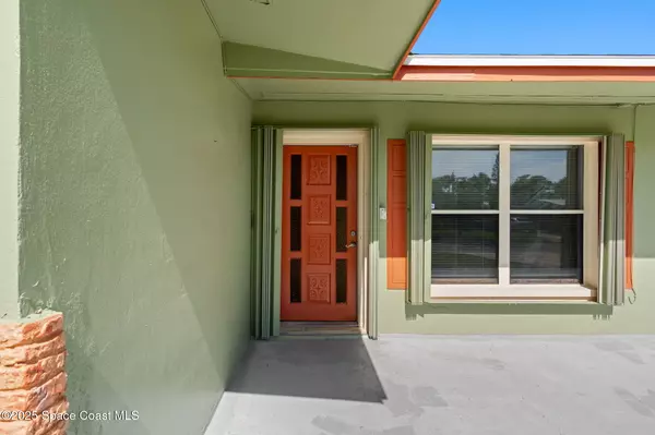 Indialantic, FL 32903,360 Brewster RD