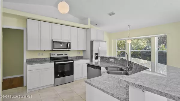 Merritt Island, FL 32952,525 Banana BLVD