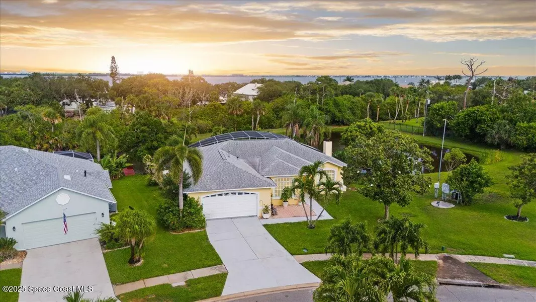 990 Harbor Pines DR, Merritt Island, FL 32952