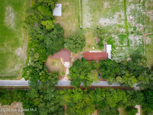 Osteen, FL 32764,315 Smith RD