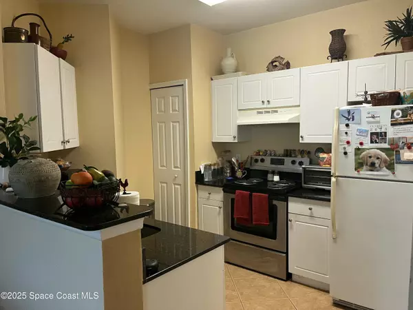 Melbourne, FL 32940,5663 Star Rush DR #104