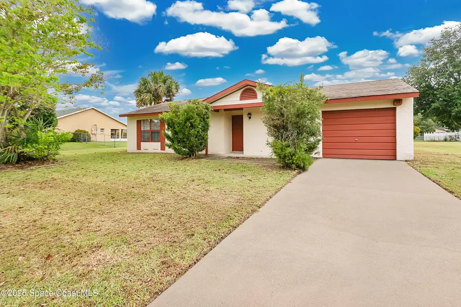 741 Alaska AVE NE, Palm Bay, FL 32907