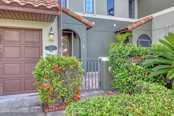 Satellite Beach, FL 32937,681 Ventura DR