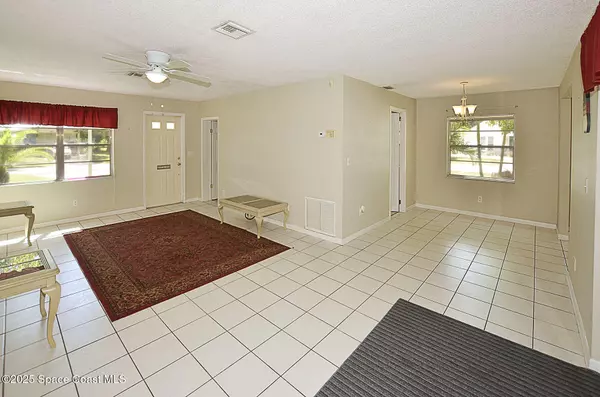 Vero Beach, FL 32962,605 14th AVE