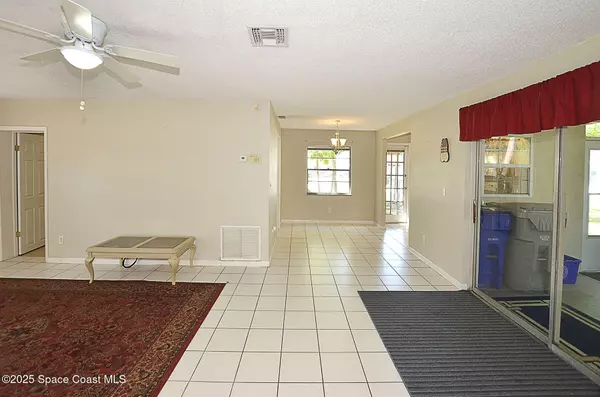 Vero Beach, FL 32962,605 14th AVE