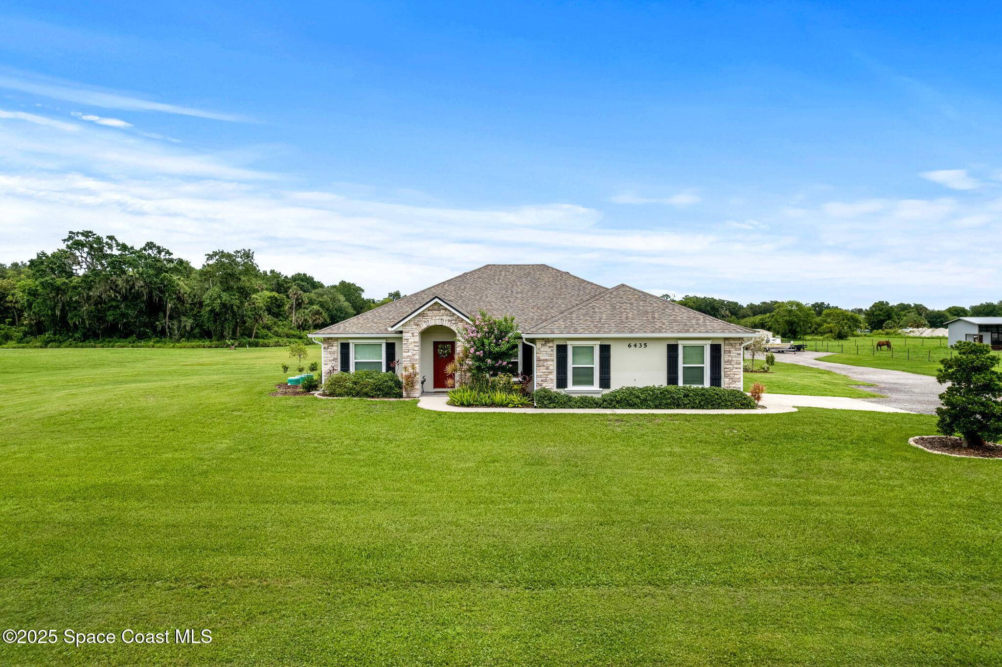 Mims, FL 32754,6435 Dixie WAY