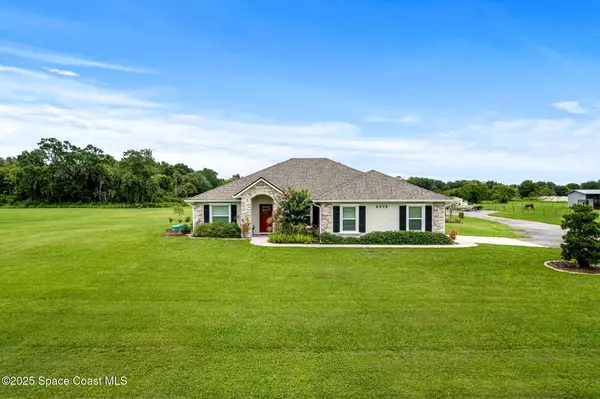 Mims, FL 32754,6435 Dixie WAY