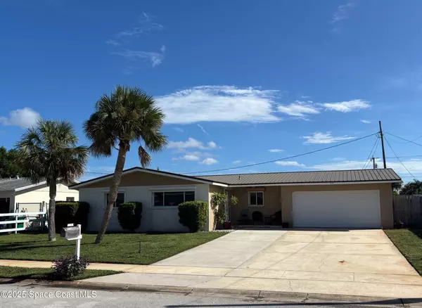 1395 Floral LN, Merritt Island, FL 32952