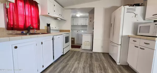 Cocoa, FL 32926,1643 Ridge DR