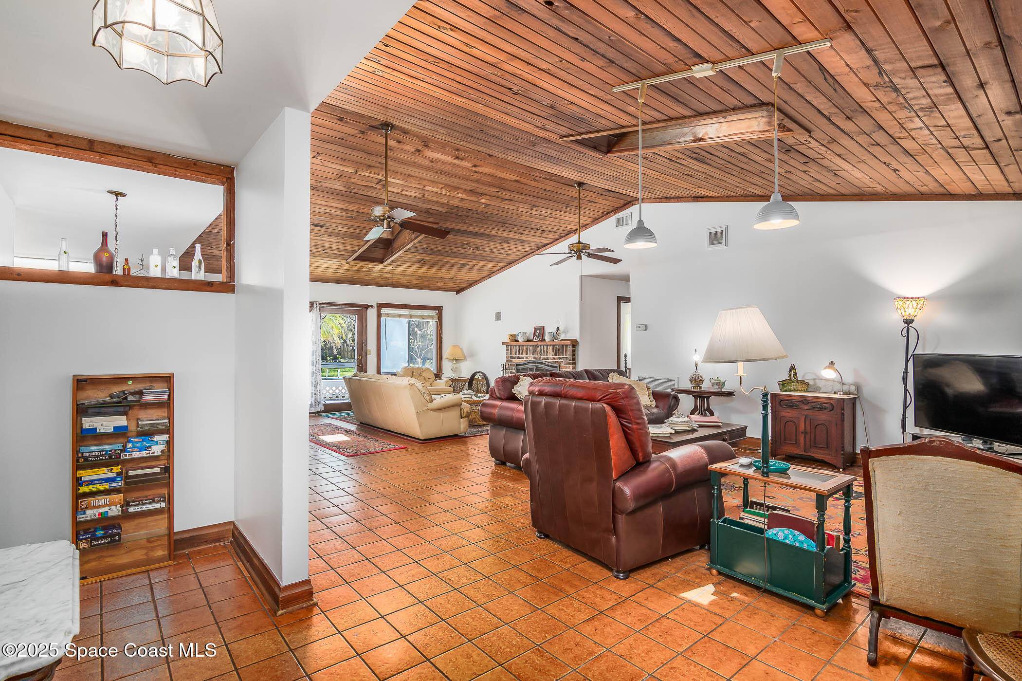 Micco, FL 32976,9959 Nicole DR