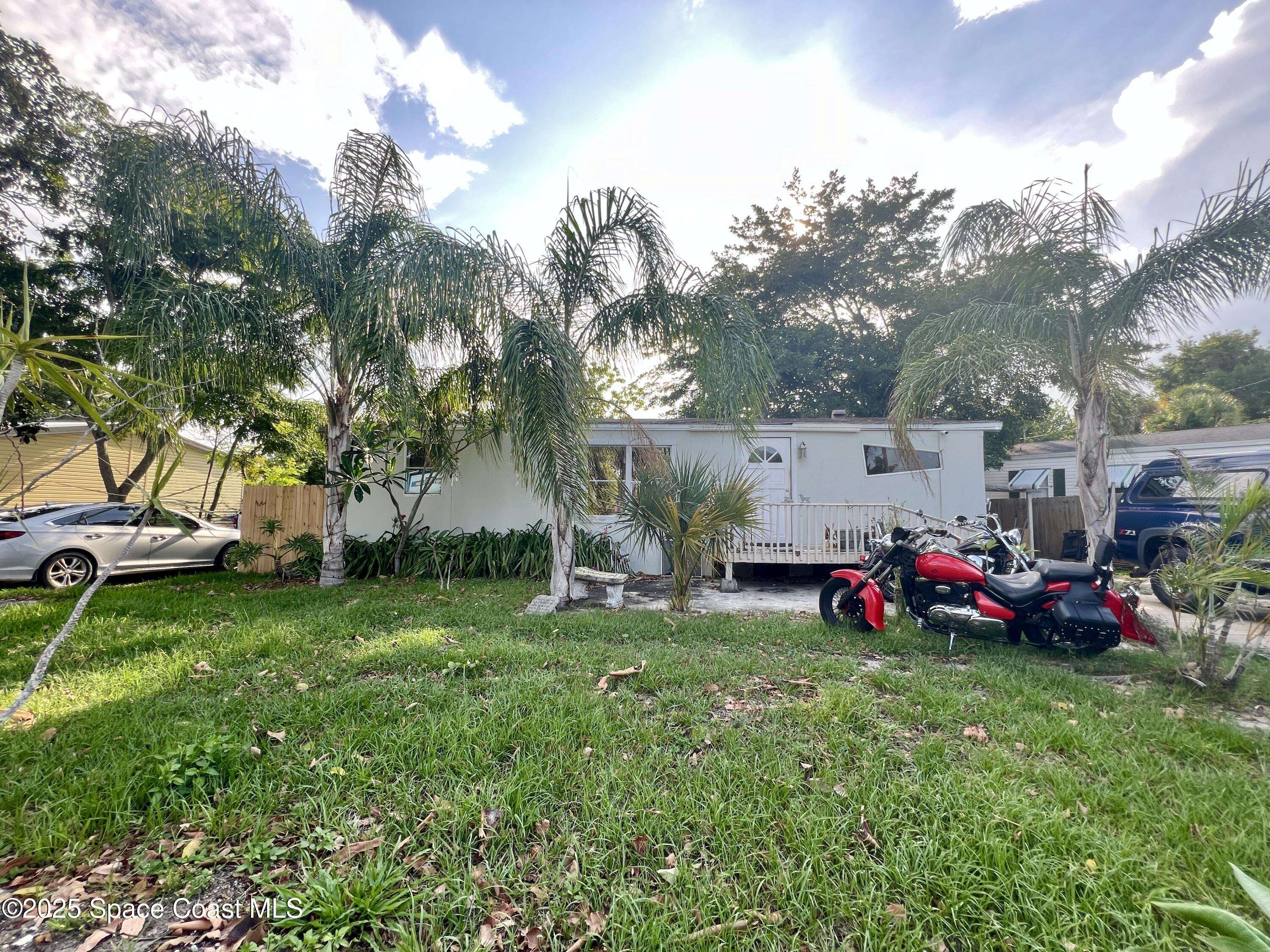 3927 W Ridgewood DR, Cocoa, FL 32926