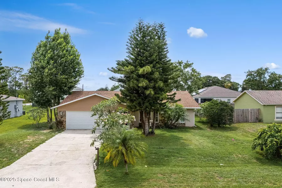 790 Alfonso AVE SE, Palm Bay, FL 32909