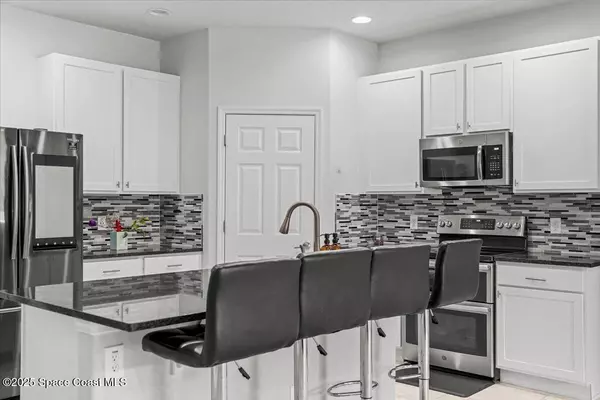 Palm Bay, FL 32909,451 Barber ST SE