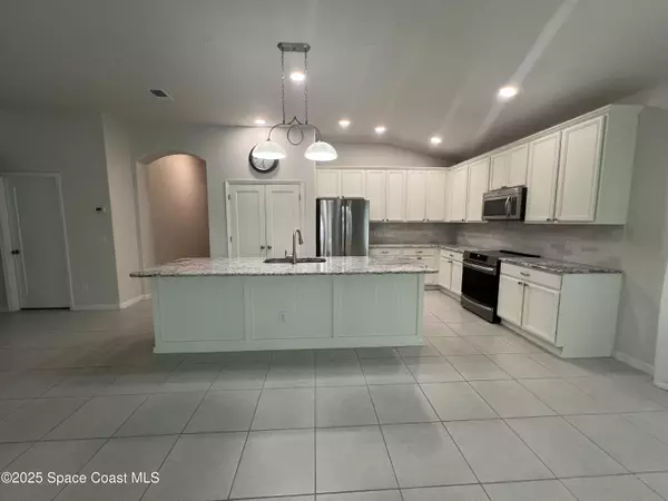 Melbourne, FL 32934,3420 Tabitha CT