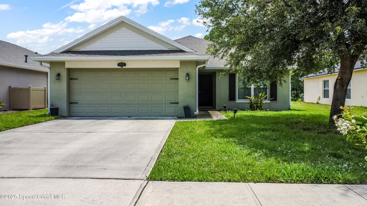 Titusville, FL 32780,458 Macon DR