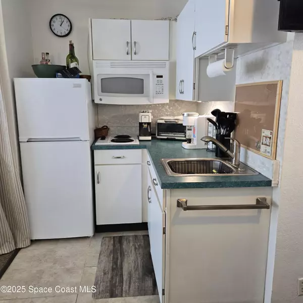 Daytona Beach, FL 32118,935 S Atlantic AVE #234