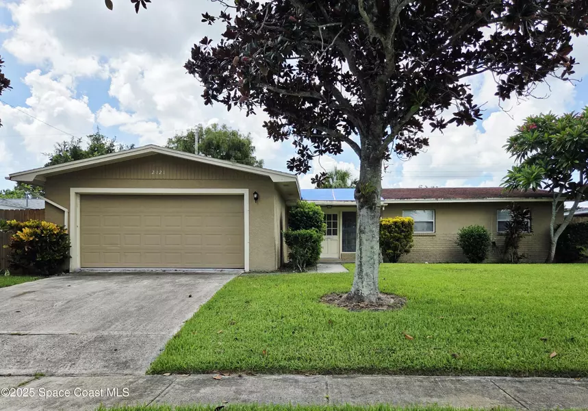 2121 Colony DR, Melbourne, FL 32935