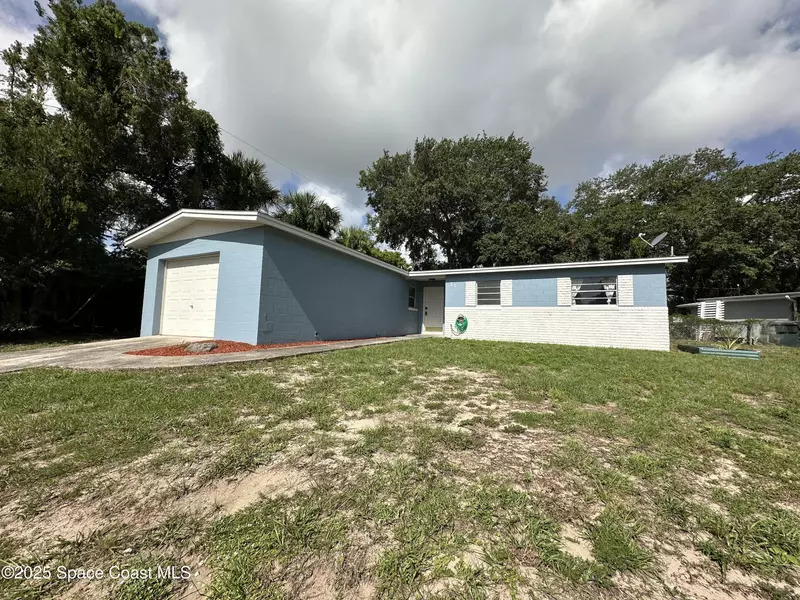 13 Scott LN, Rockledge, FL 32955
