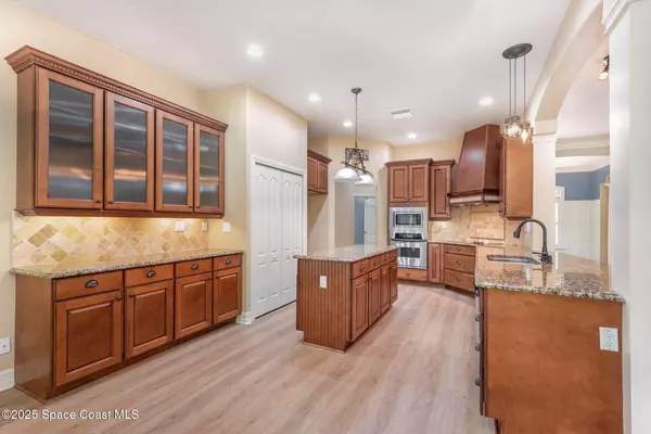 Mims, FL 32754,3260 Quantum PL