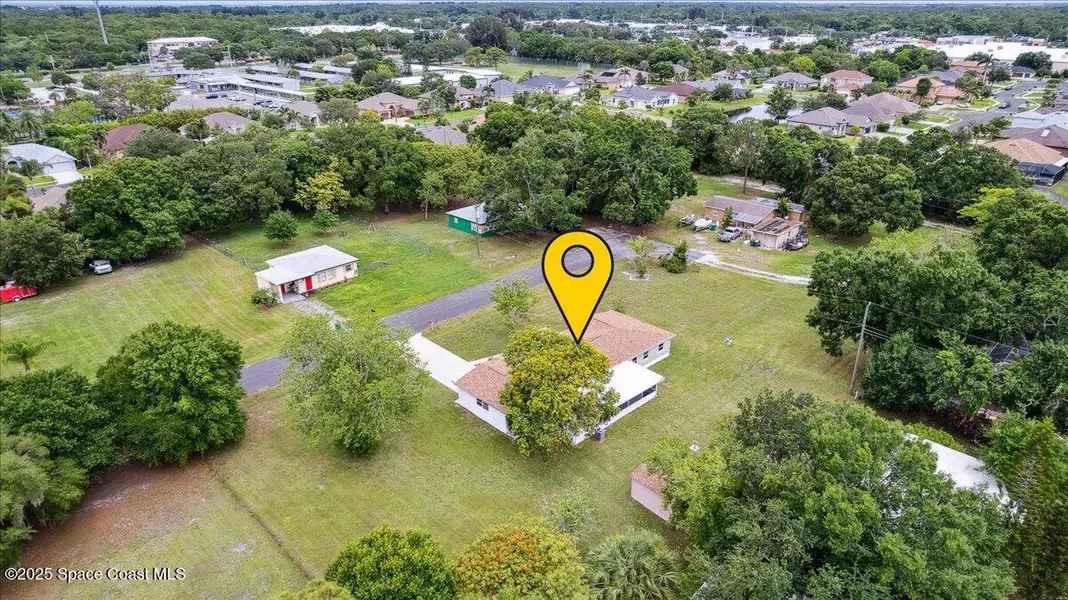 329 Lake CT, Melbourne, FL 32904