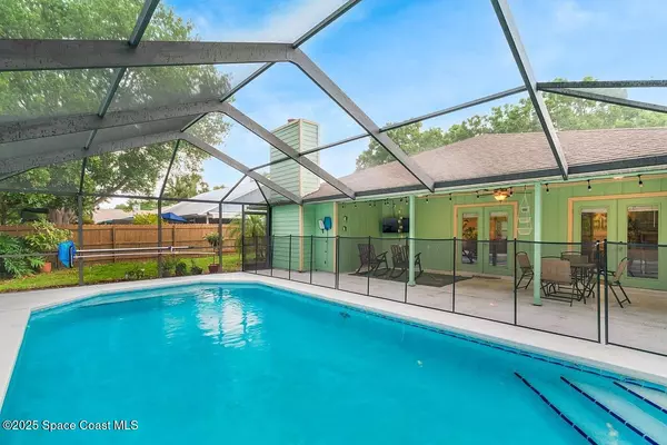 Vero Beach, FL 32962,722 24th SQ