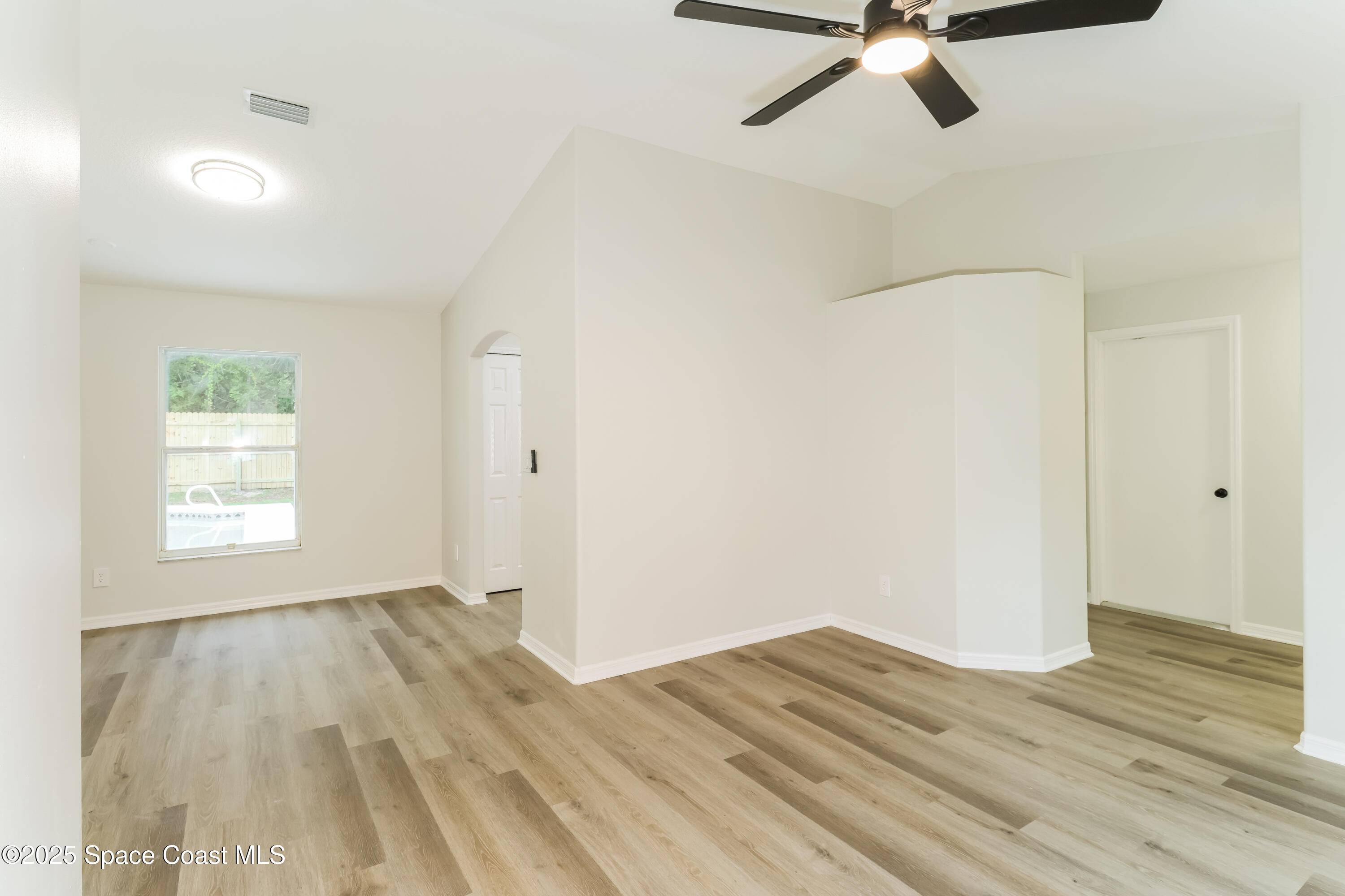 Palm Bay, FL 32909,366 Reading ST SE