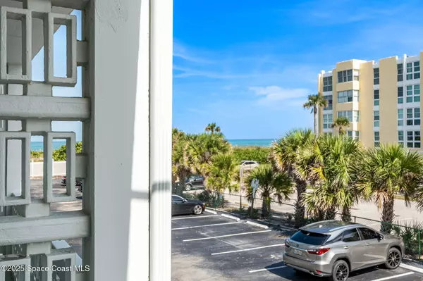 Cocoa Beach, FL 32931,4800 Ocean Beach BLVD #218