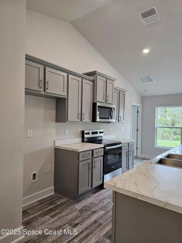 Palm Bay, FL 32908,1101 Hanson AVE SW