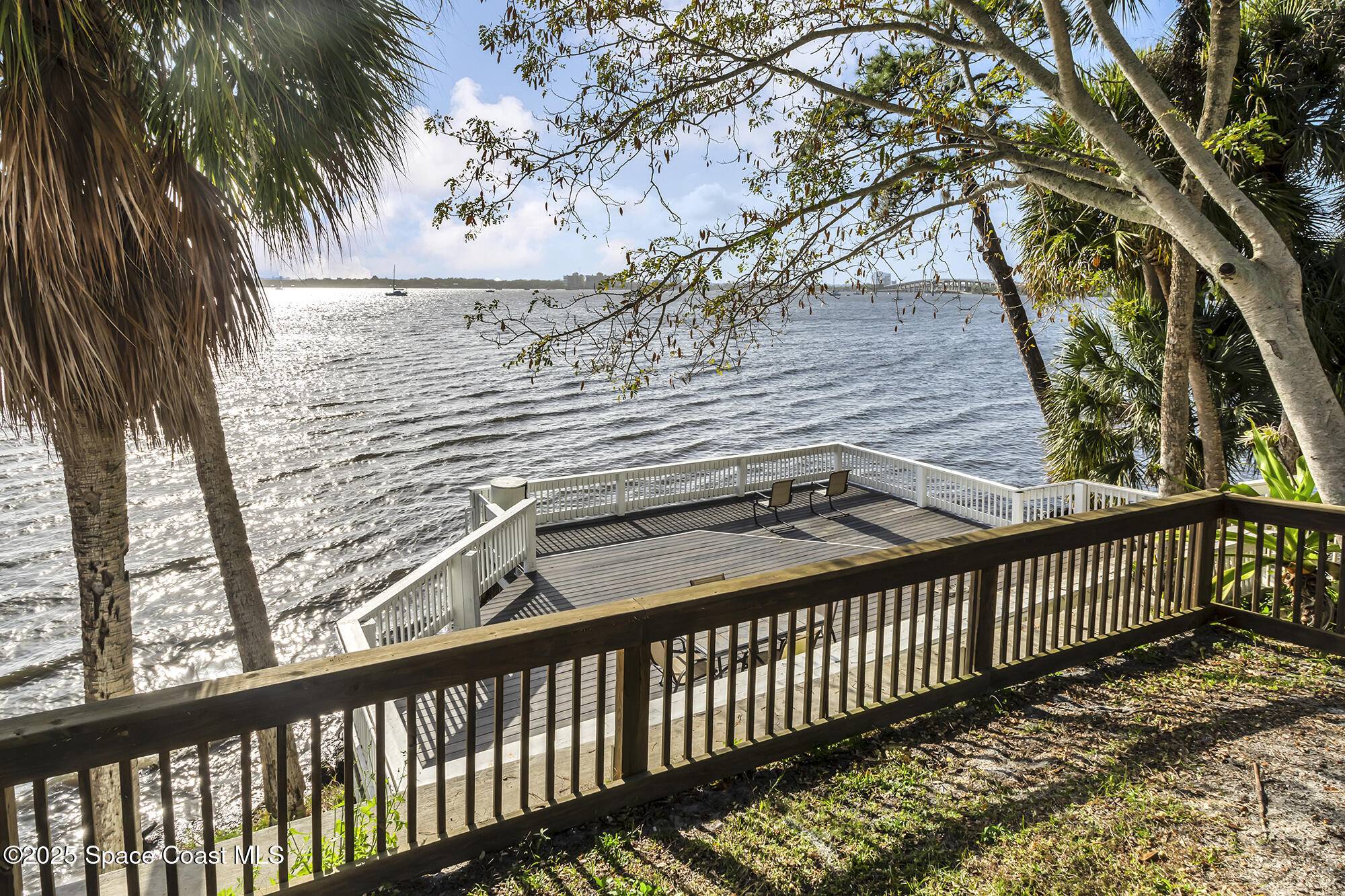 225 S Tropical TRL #402, Merritt Island, FL 32952