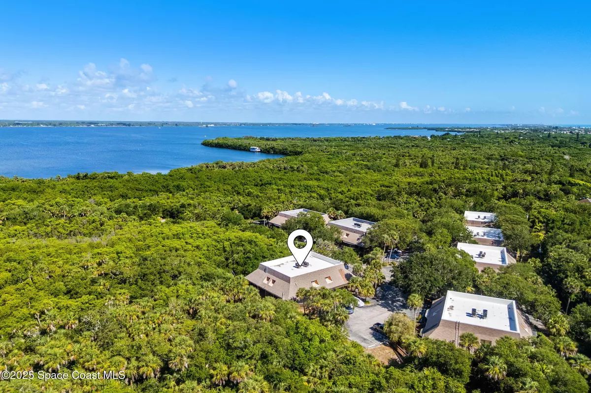 Melbourne Beach, FL 32951,6205 Treetop DR