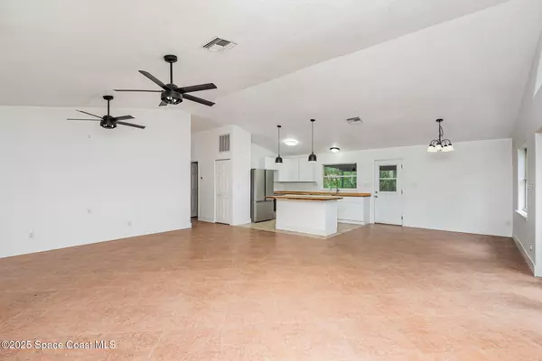 Geneva, FL 32732,4085 Cypress BND